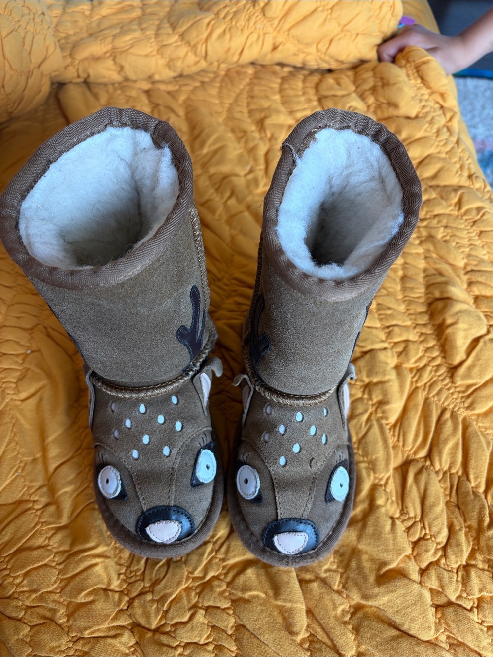 Emu Kids Tan Reindeer Suede Boots with Plush Lining